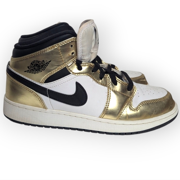 Nike Air Jordan 1  Sneakers Mid SE Metallic Gold GS DC1420-700 Size 6Y/US - Picture 3 of 12